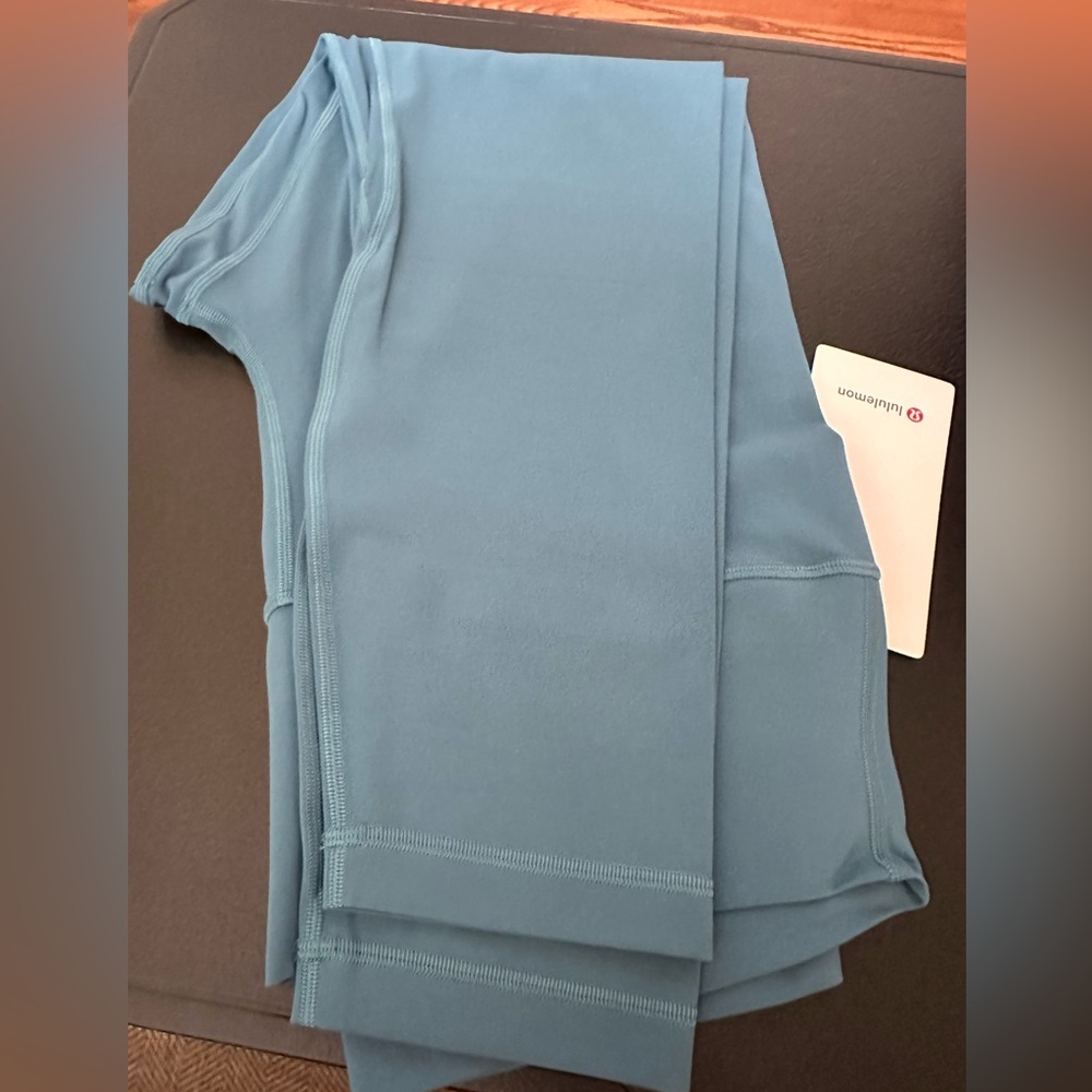 Lululemon, Align HR Pant, 25”, NWT, smoke free home